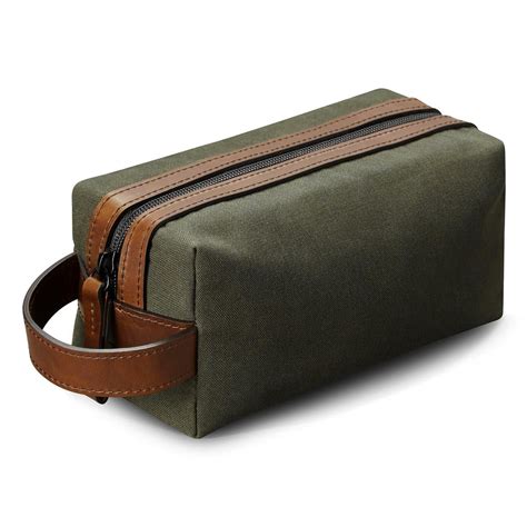 best men's travel toiletry bag.